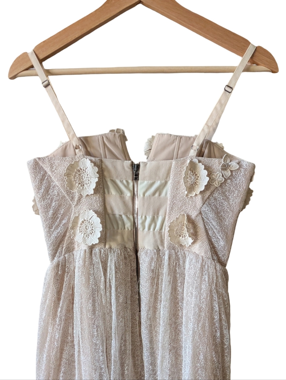 Alice + Olivia Devorah 3D Floral Appliqué Lace Mini Dress Size 6 - Picture 10 of 14